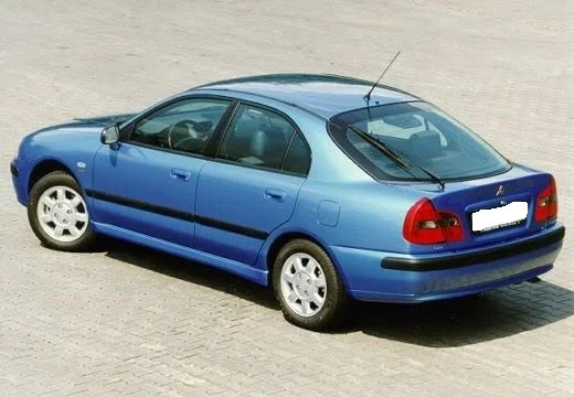 2003 Mitsubishi Carisma